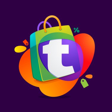 T harfi ile alışveriş çantası simgesini ve satış etiketi.