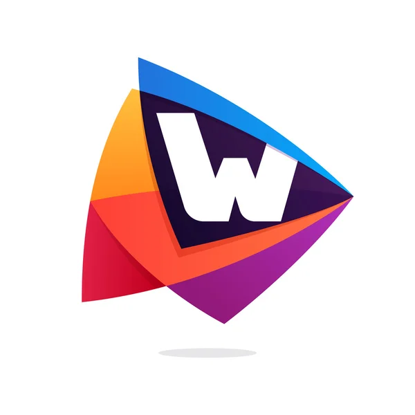 Letter W logo in triangle intersection icon. — Stock Vector