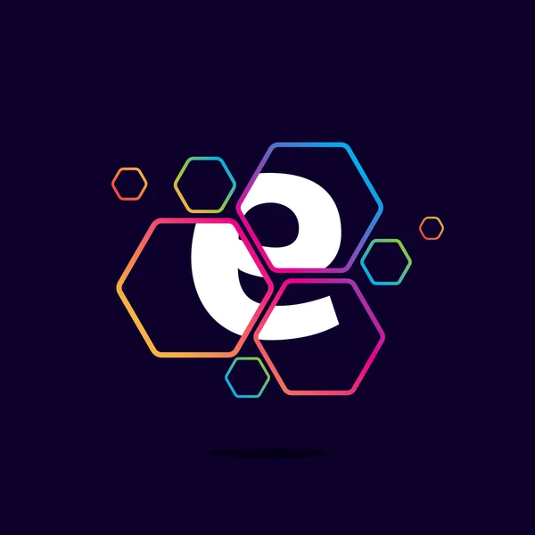Letter E-logo in de zeshoek patroon. — Stockvector