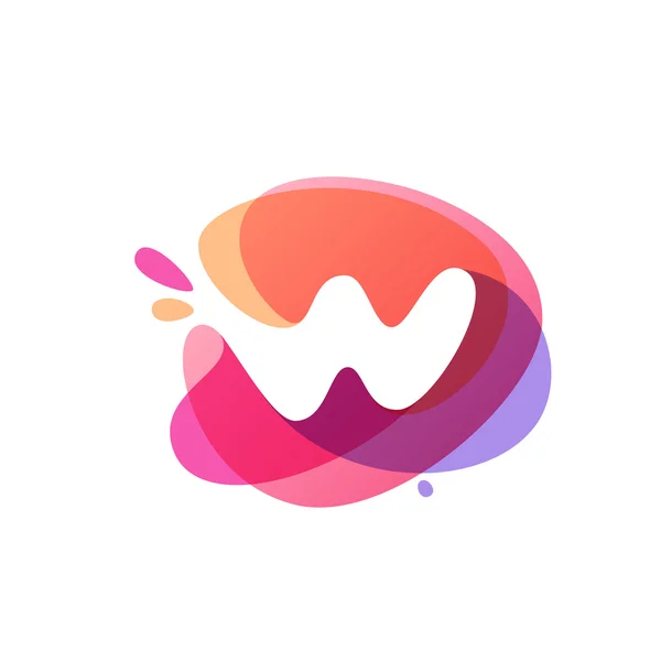 Letter W logo at colorful watercolor splash background. — Stock Vector