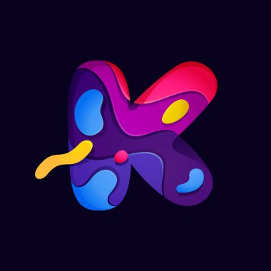 Kağıt kesiği K çok renkli logo. Origami oyma stili simgesi bilim etiketleri, yazılım amblemi, teknoloji posterleri ve moda kimliği için mükemmeldir..