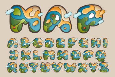 Alfabe ve sayılar topografik harita deseni ile ayarlandı. Dağ, okyanus, tepeler, orman, çöl ve bulutlu açık hava macera logosu.