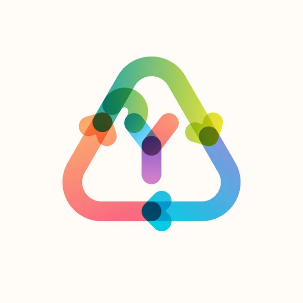 Letter Lijn Logo Driehoekige Recycling Symbool Met Pijlen Kleurrijk Gradiënt — Stockvector