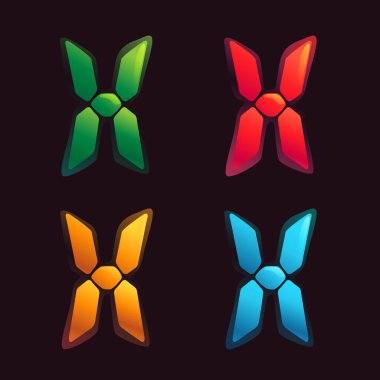 Alarmlı saat şeklinde X harfi logosu. Fütürist şirket kimliği, gece hayatı dergisi, anlamlı posterler için dört renk şeması içindeki dijital yazı tipi.