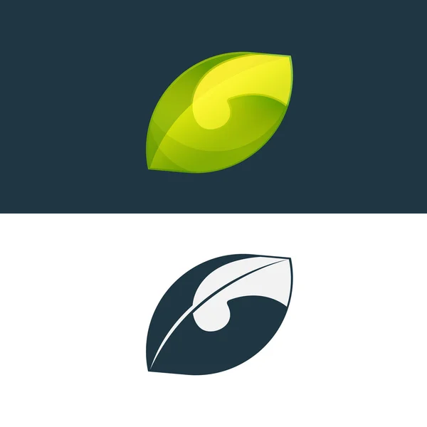 Leaf and G letter logo — Stok Vektör