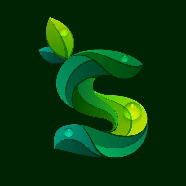 S letter logo formed by green leaves. — Stock Vector