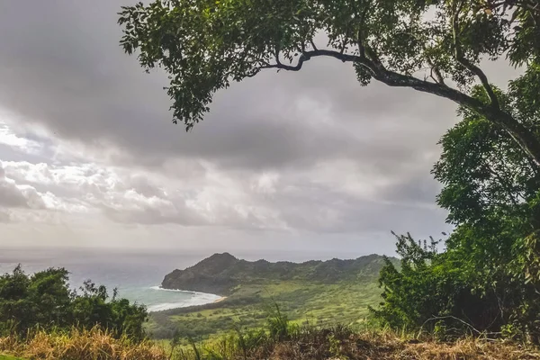 Vista de Kawelikoa Point y Kipu Kai Beach en Kauai, Hawaii —  Fotos de Stock