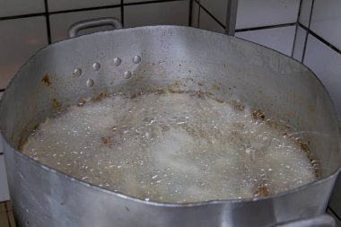 Faytonlu esrar, tipik Brezilya yemeği. Brezilya 'da bir restoranda