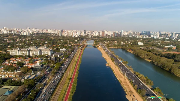 Brezilya Nın Sao Paulo Kentindeki Pinheiros Nehri Modern Binalarıyla Marjinal — Stok fotoğraf