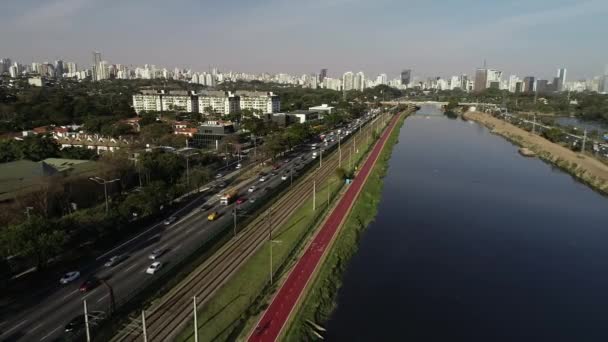 Vista Pinheiros Marginal Con Río Pinheiros Edificios Modernos Sao Paulo — Vídeo de stock