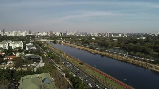 Vista Pinheiros Marginal Con Río Pinheiros Edificios Modernos Sao Paulo — Vídeo de stock