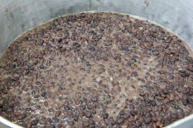 Faytonlu esrar, tipik Brezilya yemeği. Brezilya 'da bir restoranda.