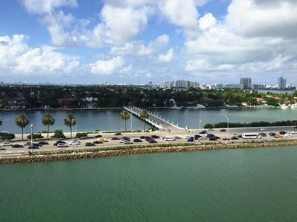 Miami Beach Centrum Kust Hamn Zon Från Däck Kryssningsfartyget Börjar — Stockfoto