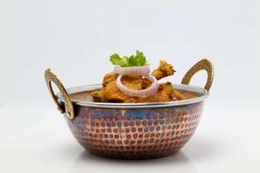 Körili tavuk ya da körili koyun eti.