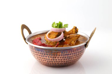 Körili tavuk ya da körili koyun eti.