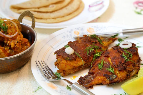 Fritadeira Peixe Saborosa Picante Cozinha Indiana — Fotografia de Stock