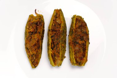 Doldurulmuş acı kabak ya da acı kavun tabağı