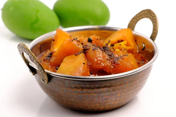 印度式或拉贾斯坦尼式的绿生芒果咖哩 — 图库照片