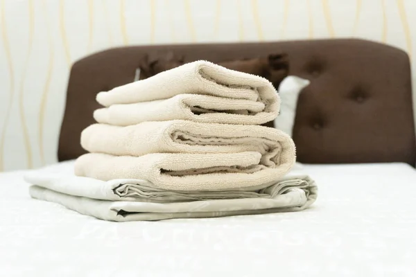 White Towels Hotel Room Service Close — Stock Photo, Image