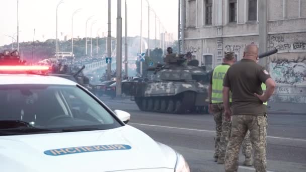 Kijów Ukraina Sierpnia 2021 Przygotowanie Wojskowego Sprzętu Naziemnego Przed Paradą — Wideo stockowe
