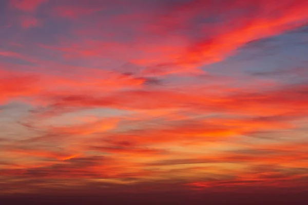 Cores Por Sol São Refletidas Céu Depois Que Sol Pôs — Fotografia de Stock