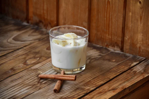 Lezzetli kahvaltı. Meyve tatlı.