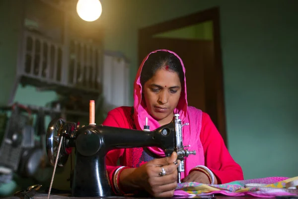 GERÇEK KADIN GİRİLMESİ