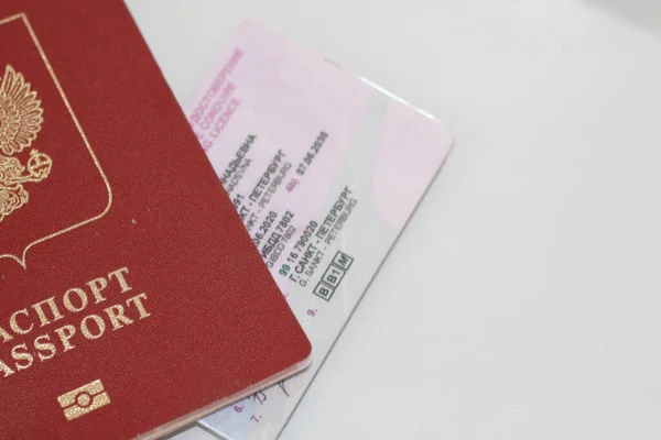 Passaporte Bilhetes Cartonagem Dinheiro Todas Necessidades Viagem — Fotografia de Stock