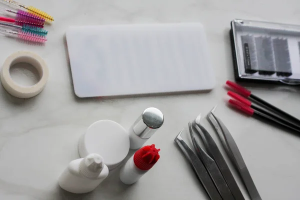 Gereedschappen Voor Het Maken Van Sjerpen Witte Achtergrond — Stockfoto