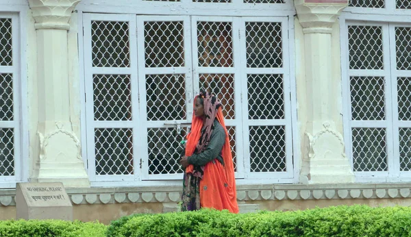 Jaipur India Serca 2019 Gość Wewnątrz Dziedzińca Hawa Mahal Znany — Zdjęcie stockowe
