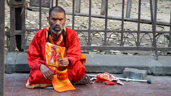 Hindu Man Sitting City Street — Stock Photo, Image