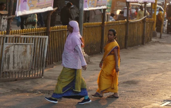 Indian Women Going Street — Stock Photo, Image