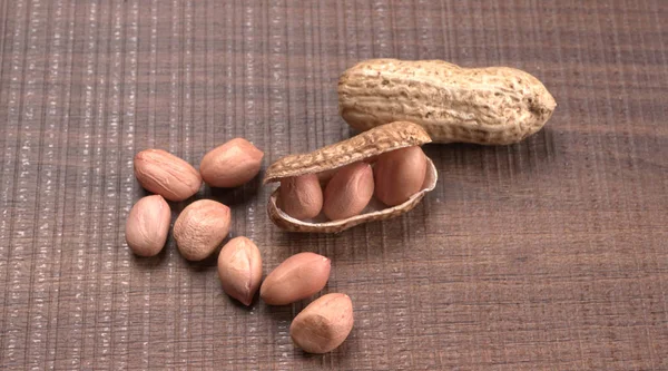 Organic Peanuts Shells Dark Background Great Healthy Dietary Nutrition — Stock Photo, Image