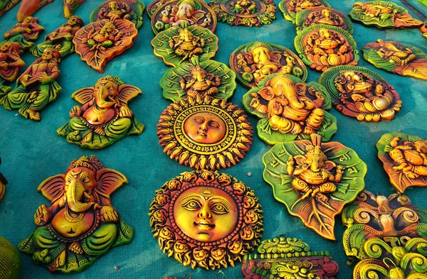 Вулична Крамниця Ручної Роботи Статуй Індійських Ідолів Сільській Ярмарці — стокове фото