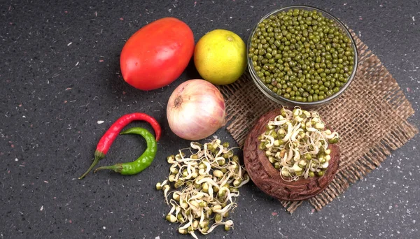 Close Pile Sprouted Seeds Green Gram Moong Vegetables Table —  Fotos de Stock