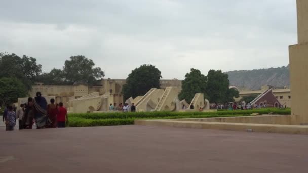 Jaipur India Circa 13Th August 2019 Människor Besöker Astronomiska Observatoriet — Stockvideo