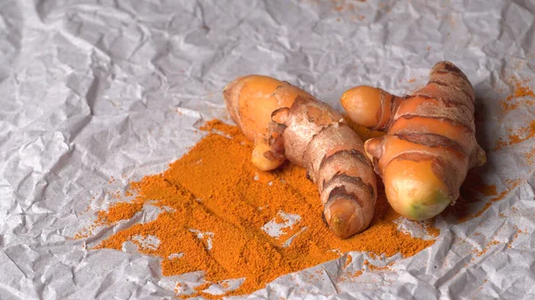 Verse Kurkuma Wortels Getextureerde Achtergrond Kruiden Zijn Inheems Eten Drinken — Stockfoto