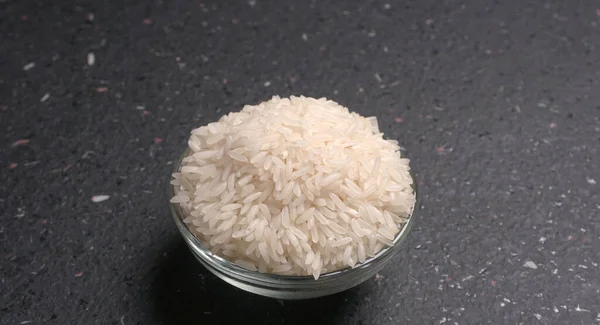 Primer Plano Del Arroz Blanco Sobre Fondo Gris — Foto de Stock