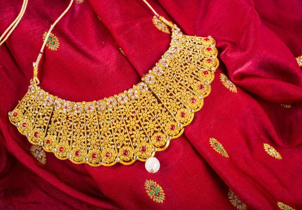 Indické Tradiční Zlato Šperky Látkové Pozadí — Stock fotografie