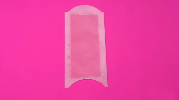 Close Van Wax Strips Kleurrijke Handdoek Vrouwelijke Ontharing Concept — Stockfoto