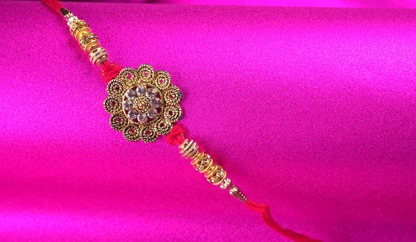 Pulsera Tradicional India Llama Rakhi Hermana Ata Hermanos Muñeca Ocassión — Foto de Stock