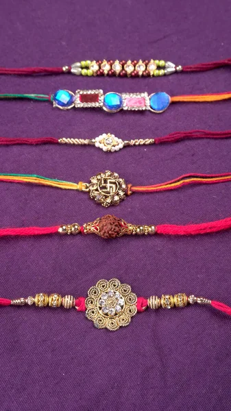 Traditionella Indiska Armband Kallar Rakhi Syster Band Handleden Ocassion Raksha — Stockfoto