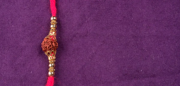 Traditional Indian Bracelet Calls Rakhi Sister Ties Brothers Wrist Ocassion — Stock Photo, Image