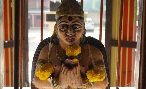 村子里的印度神像手工雕塑店 — 图库照片