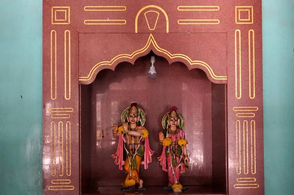 Κατάστημα Χειροποίητων Αγαλμάτων Ινδικού Ειδώλου Στο Αγροτικό Χωριό — Φωτογραφία Αρχείου