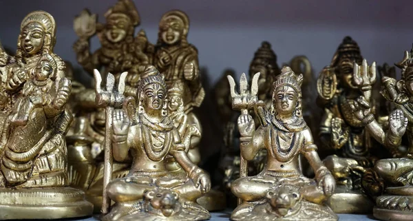 Gatubutik Med Handgjorda Statyer Indiska Idol Landsbygden Byn — Stockfoto