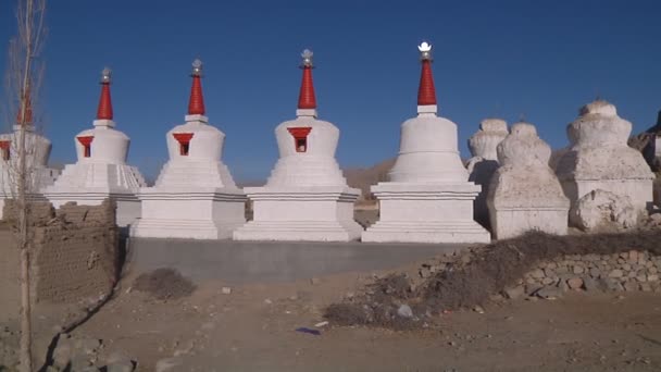 Buddyjski klasztor w Indiach — Wideo stockowe