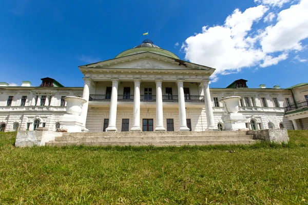 Antigua mansión. Ucrania — Foto de Stock