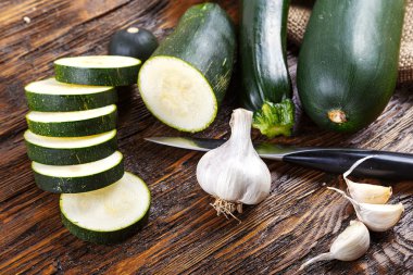 çiğ kabak dilimleri yönetim kurulu