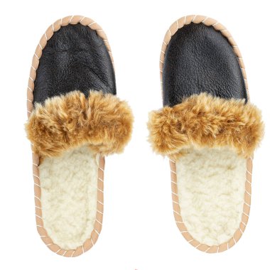 Beyaz arka planda sıcak terlikler. Tertemiz bir iç sandalet. Tasarım modeli.